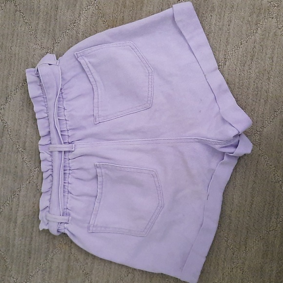 Shorts - Picture 2 of 3